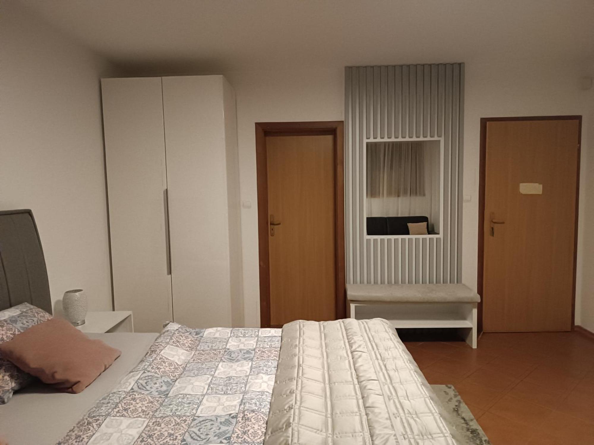 3 Bathrooms Apartman Mimi Липтовски-Микулаш Экстерьер фото