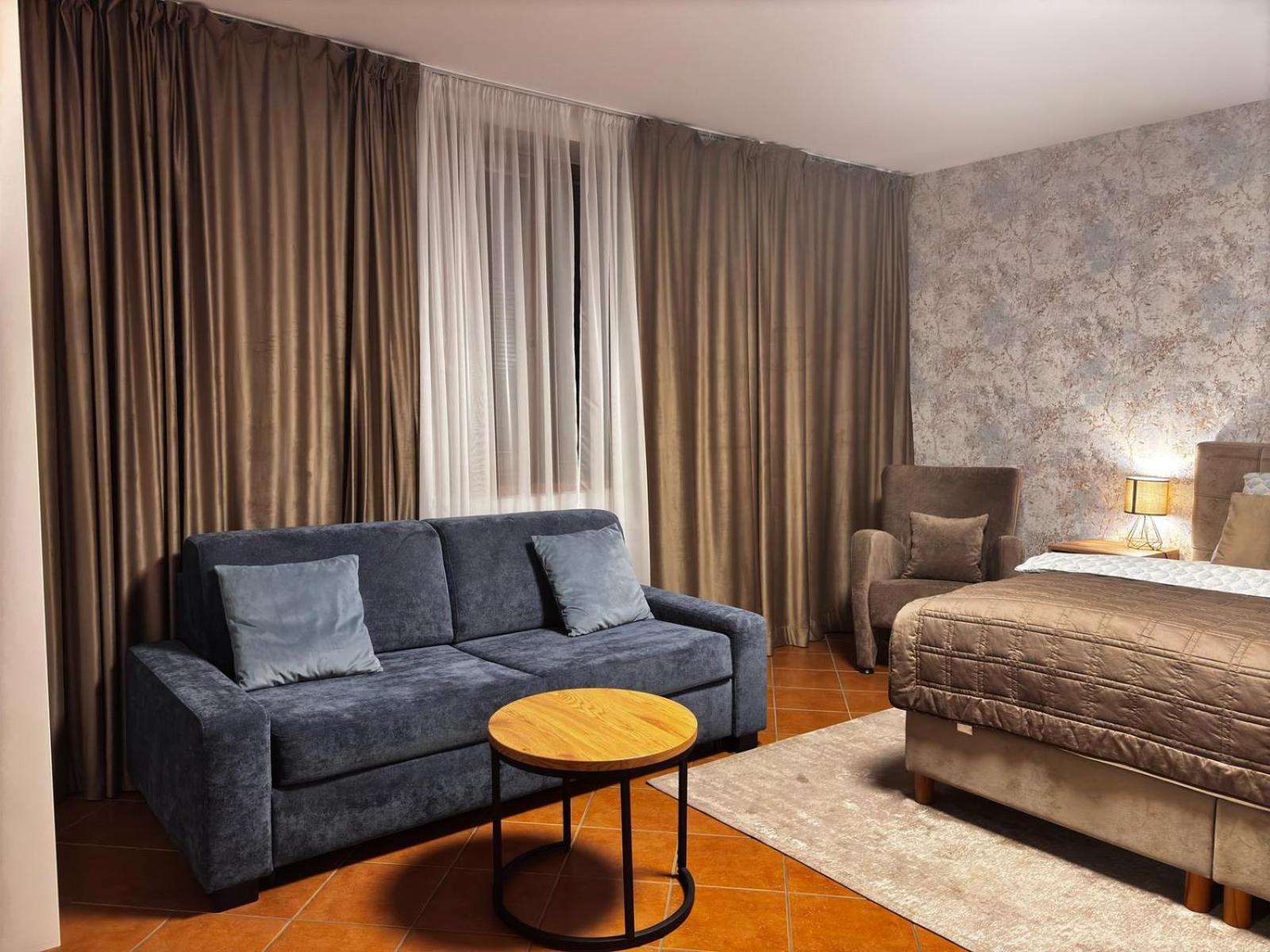 3 Bathrooms Apartman Mimi Липтовски-Микулаш Экстерьер фото